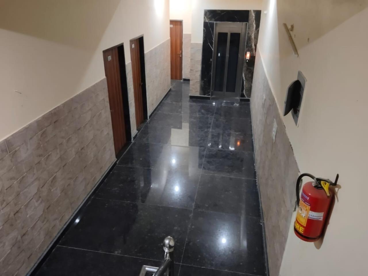 Apartment Radha Rani
